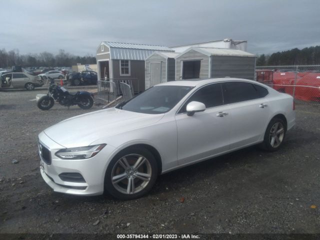LVY982AK8JP040467 Volvo S90 Momentum