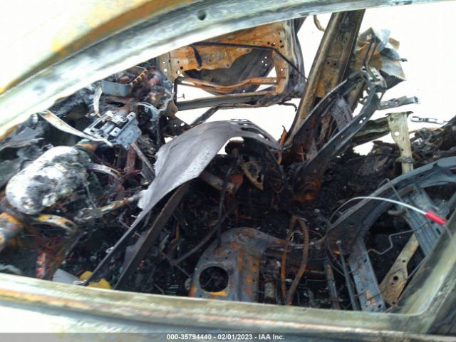 1C4PJLLB9KD324814 Jeep Cherokee Altitude