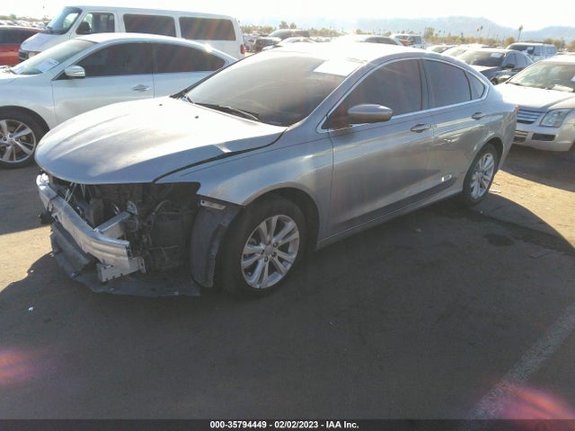 Chrysler 200 Limited Platinum 2017 1C3CCCABXHN508534 Image 2