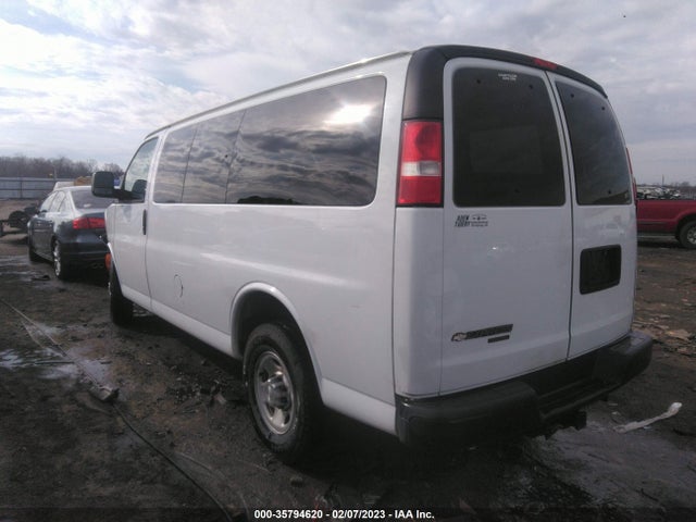 Chevrolet Express Passenger Ls 2016 1GAWGEFF1G1268227 Image 4