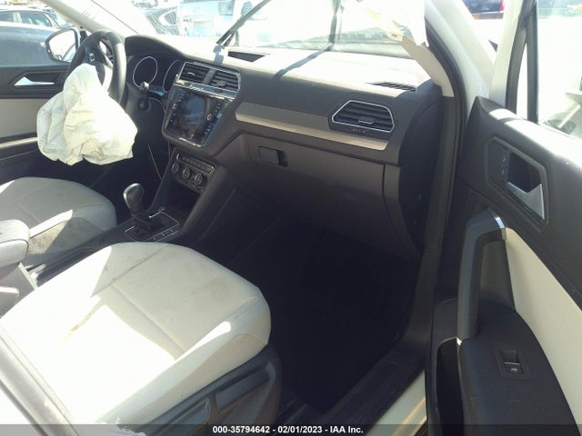 3VV3B7AX0LM156005 Volkswagen Tiguan Se/sel/se R-line Black