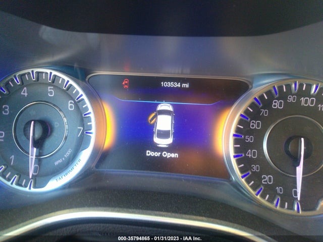 Chrysler 200 C 2015 1C3CCCCB1FN585092 Image 8
