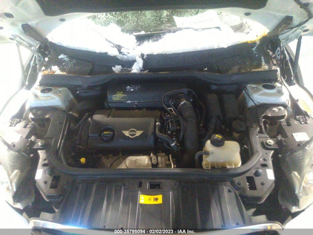 2015 Mini Countryman, VIN: WMWZC5C51FWP44888