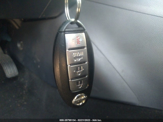 2017 NISSAN SENTRA SV VIN: 3N1AB7AP4HL671627
