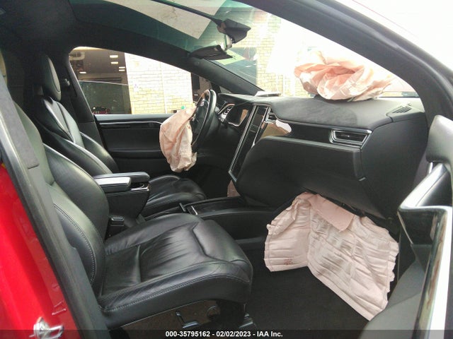 2016 Tesla Model X, VIN: 5YJXCBE20GF019008
