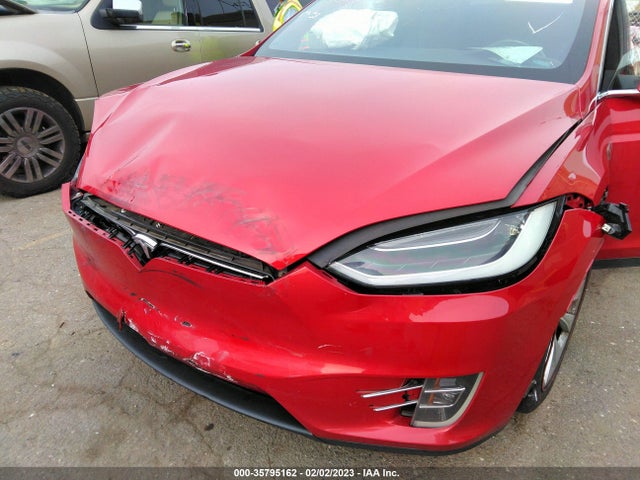 2016 Tesla Model X, VIN: 5YJXCBE20GF019008