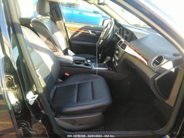 WDDGF4HB4EG241221 Mercedes-Benz C-class C 250