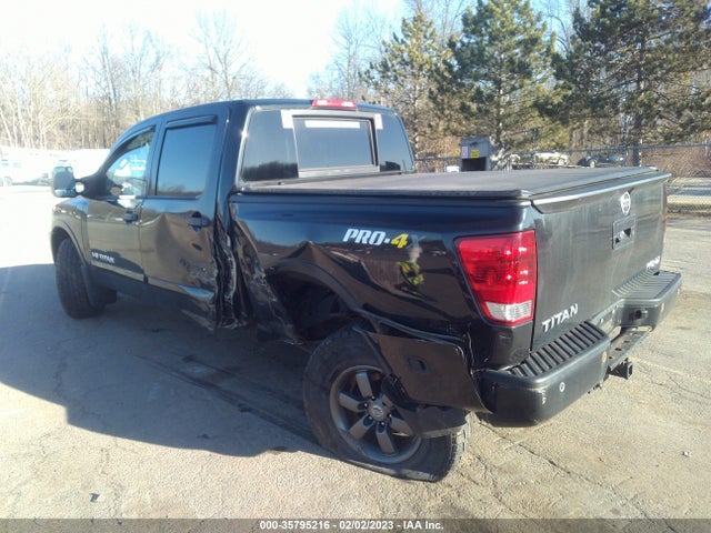 2015 Nissan Titan, VIN: 1N6AA0EC1FN512475