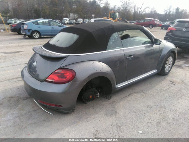 2018 Volkswagen Beetle, VIN: 3VW5DAAT1JM515352