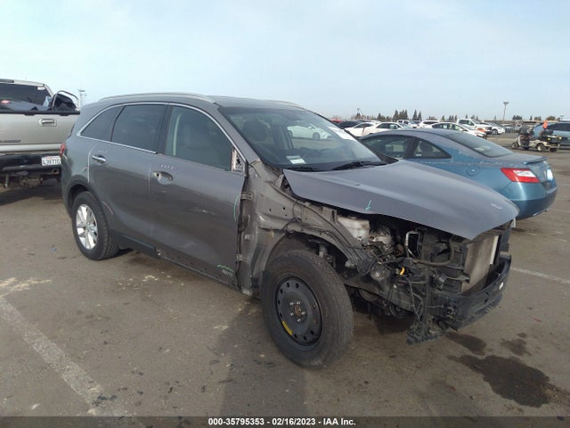 KIA SORENTO LX 2017 5XYPGDA35HG282555 Image 1