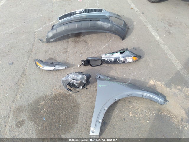 KIA SORENTO LX 2017 5XYPGDA35HG282555 Image 4