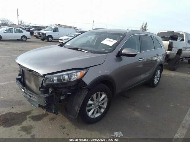 KIA SORENTO LX 2017 5XYPGDA35HG282555 Image 2