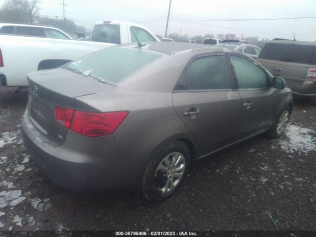 KNAFU4A23D5653272 KIA FORTE EX