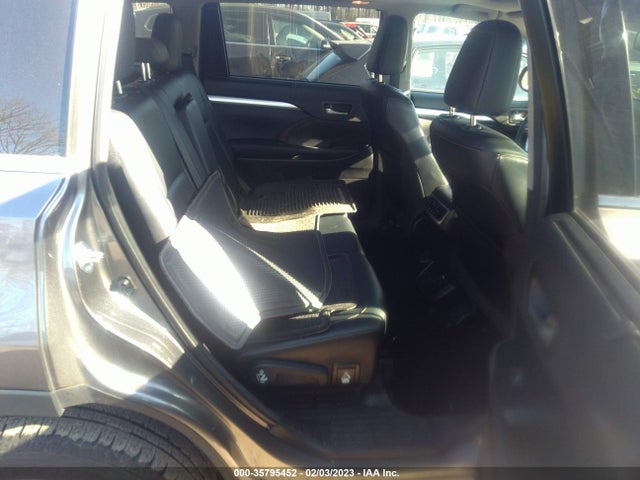 2015 Toyota Highlander, VIN: 5TDJKRFH5FS193753