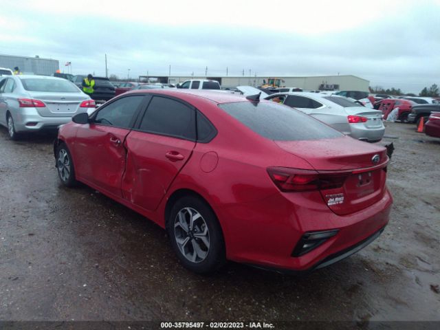 3KPF24AD8ME409843 KIA Forte Lxs