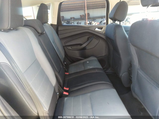2016 Ford Escape, VIN: 1FMCU9GX6GUB44966
