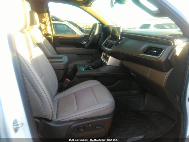 1GKS1GKD8NR162965 GMC Yukon Xl Slt