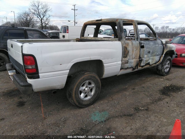 Dodge RAM 1500 1999 3B7HF12Y6XG174591 Image 4