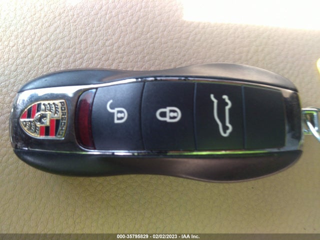 2015 Porsche Cayenne, VIN: WP1AE2A20FLA51005