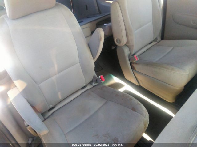 KNDMB5C14F6031609 KIA SEDONA LX