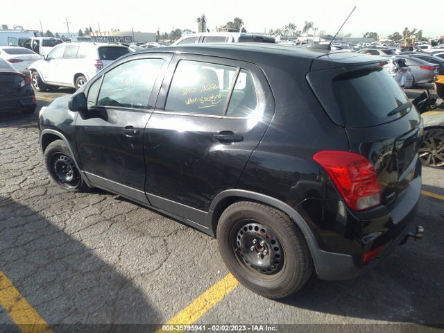 Chevrolet TRAX LS 2018 3GNCJKSB8JL307464 Image 4