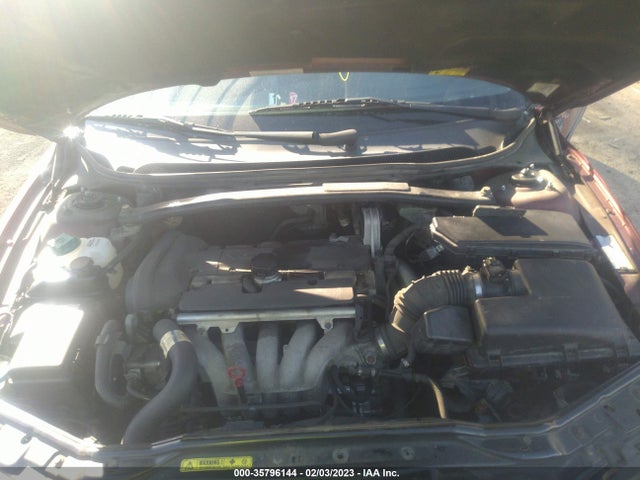 2004 VOLVO V70 VIN: YV1SW61T042435141