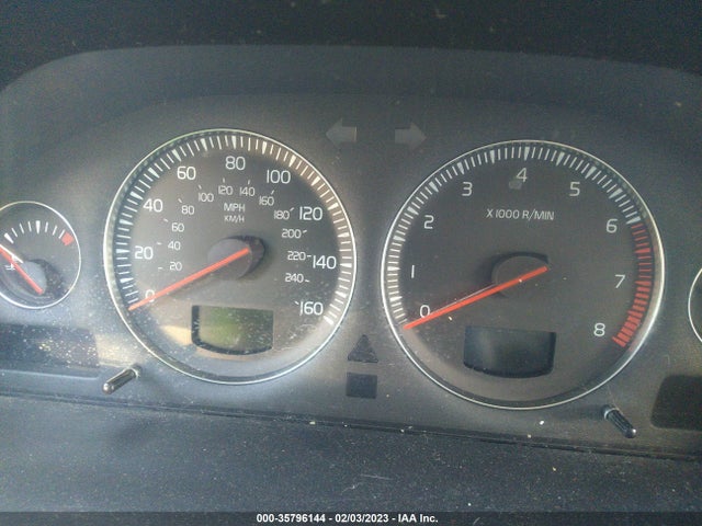 2004 VOLVO V70 VIN: YV1SW61T042435141