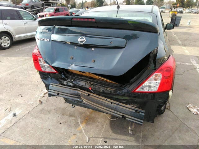 2017 Nissan Versa, VIN: 3N1CN7AP2HL833920