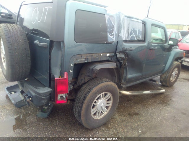 2007 HUMMER H3 SUV VIN: 5GTDN13EX78227264