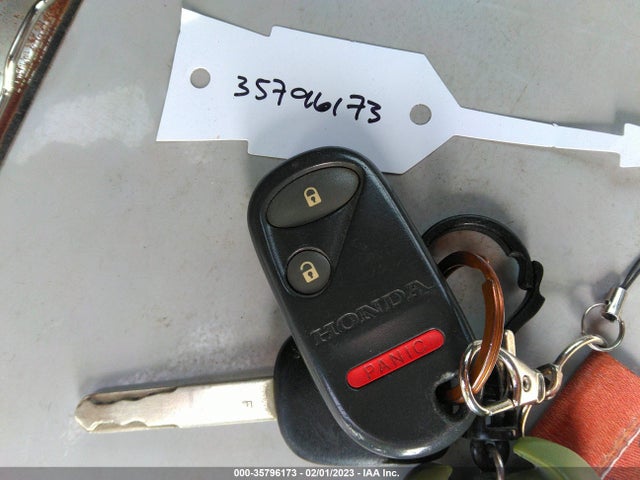 Honda CIVIC SDN 2005 2HGES16595H549824 Image 3