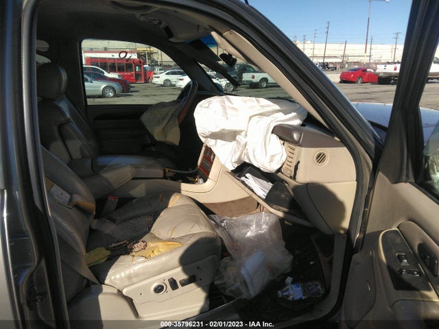 3GYEK63N03G234871 Cadillac ESCALADE EXT