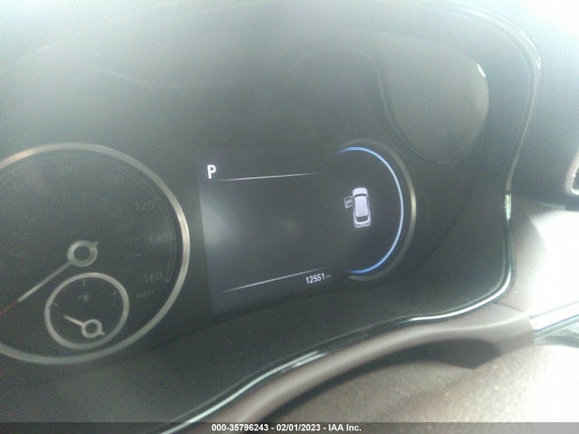 Genesis Gv70 2.5t 2022 KMUMADTB9NU051786 Image 8