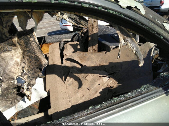 2007 TOYOTA RAV4 VIN: JTMBD33V576048977