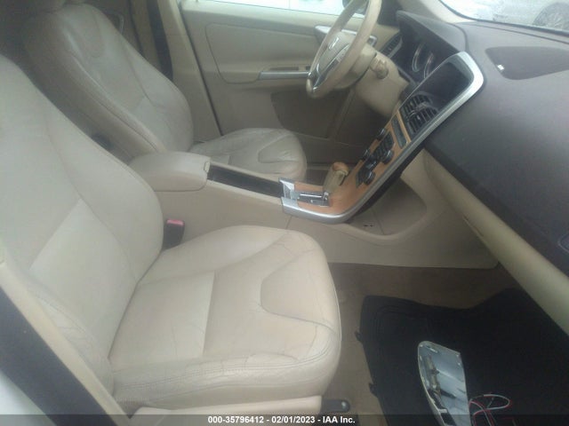 Volvo Xc60 3.2l 2011 YV4952DL6B2220675 Image 6