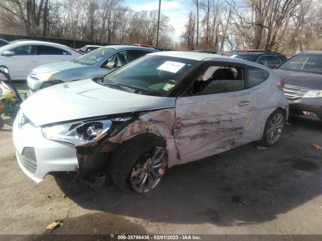 Hyundai Veloster Flex 2014 KMHTC6AD7EU214214 Image 2