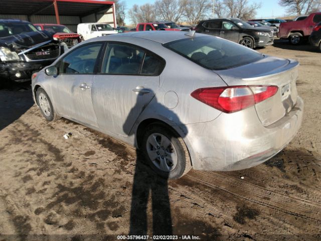 KNAFX4A61F5374061 KIA FORTE LX