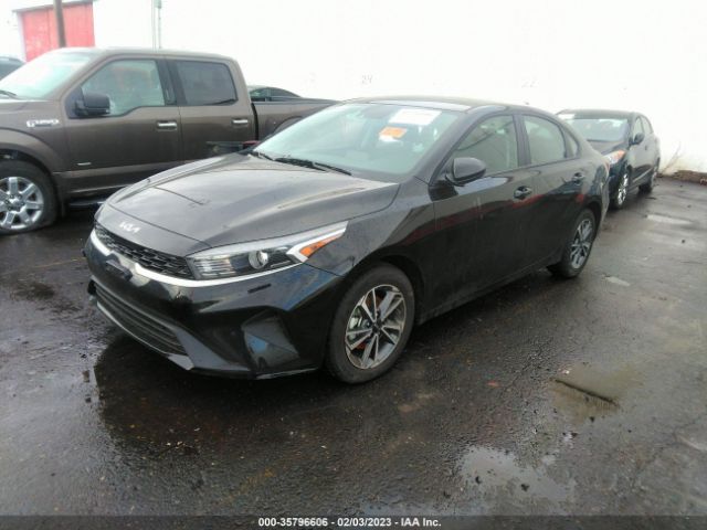 3KPF24AD5NE497431 KIA Forte Lxs