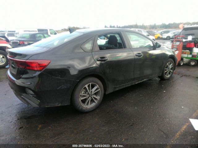 3KPF24AD5NE497431 KIA Forte Lxs