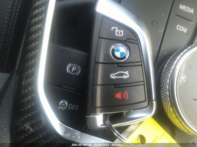 BMW M4 2022 аукцион фото