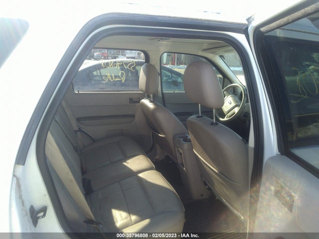 2008 FORD ESCAPE XLT VIN: 1FMCU93118KE47880