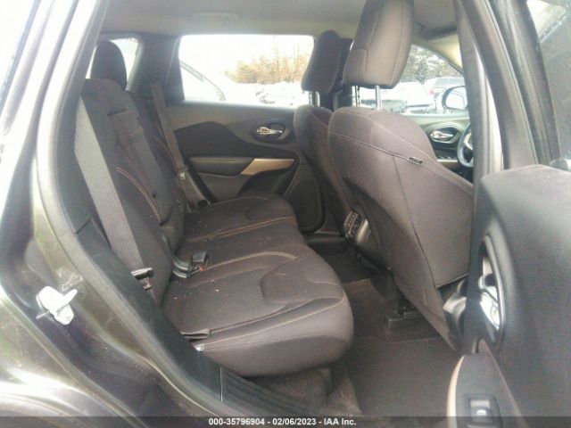 1C4PJMCS0HW644865 Jeep Cherokee Latitude