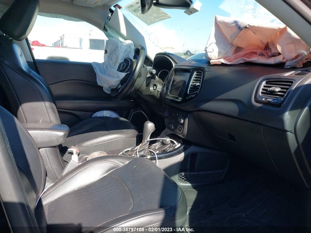 2018 Jeep Compass, VIN: 3C4NJDCB7JT264098