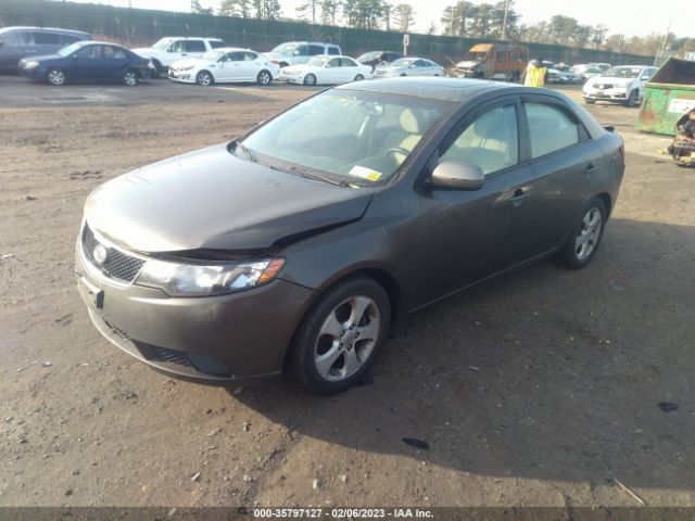 KNAFU4A20A5298749 KIA FORTE EX