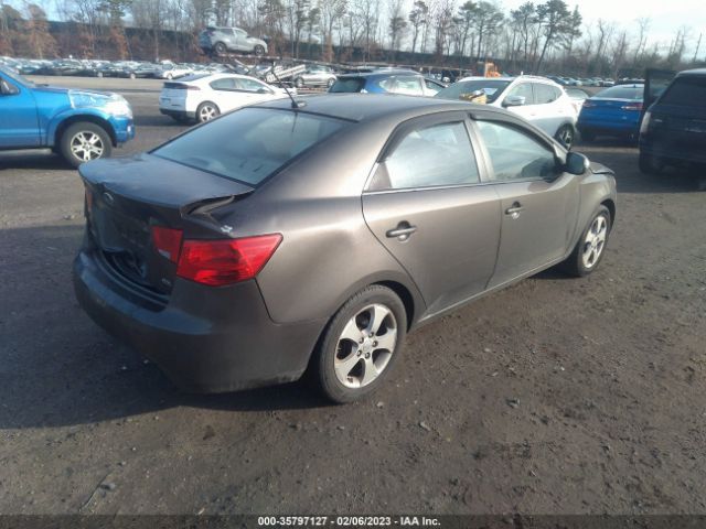 KNAFU4A20A5298749 KIA FORTE EX