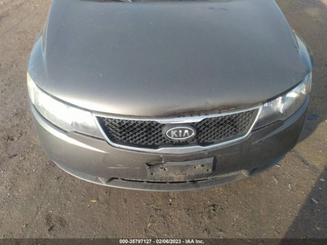 KNAFU4A20A5298749 KIA FORTE EX