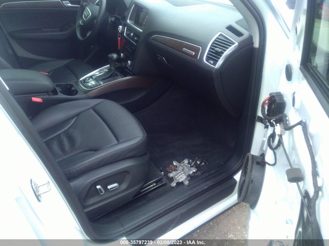 WA1C2AFP1HA076098 Audi Q5 PREMIUM