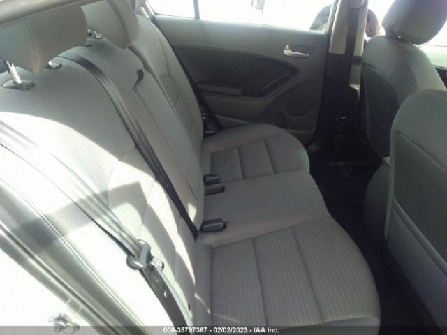 3KPFL4A79JE262239 KIA FORTE LX