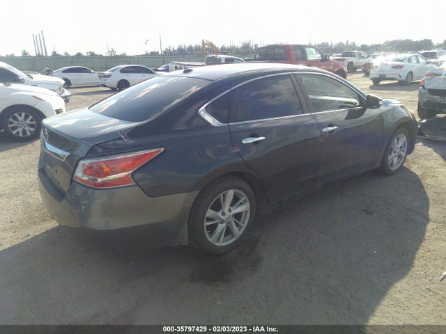 2018 Nissan Altima, VIN: 1N4AL3AP5JC131987