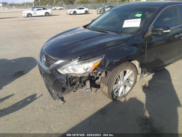 2018 Nissan Altima, VIN: 1N4AL3AP5JC131987