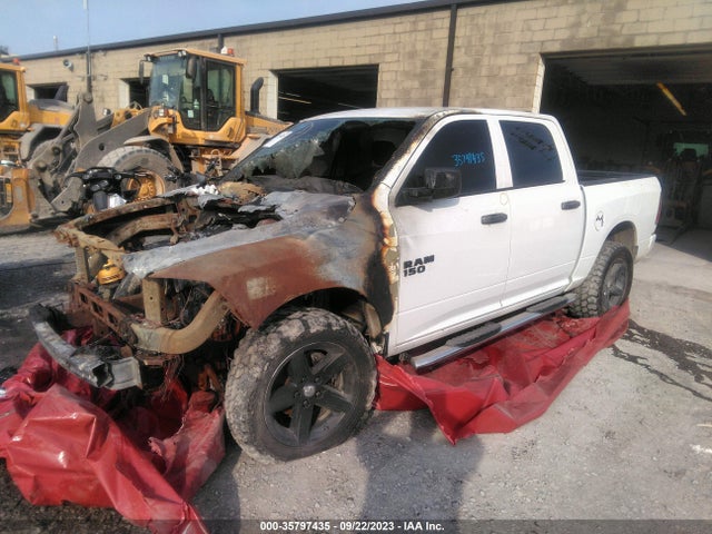 2015 RAM 1500 EXPRESS VIN: 1C6RR7KT8FS647182